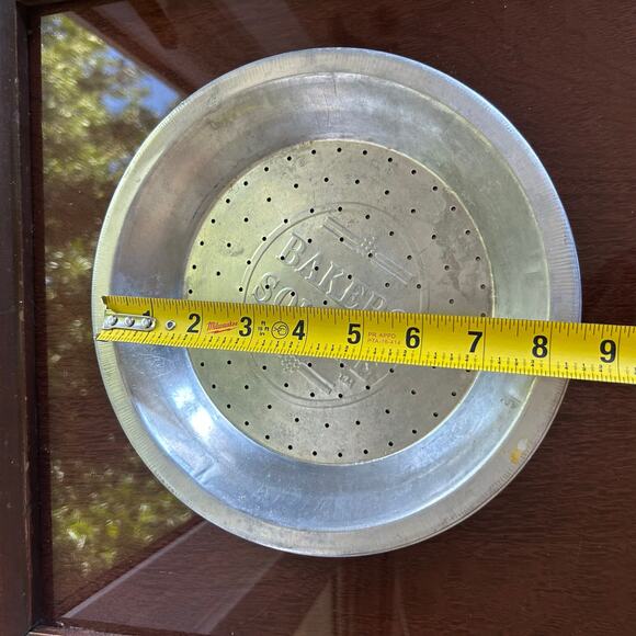 Vintage Bakers Square Pie Pans – Set of 2 – 9” Aluminum, 1 Solid & 1 Perforated - Picture 8 of 8